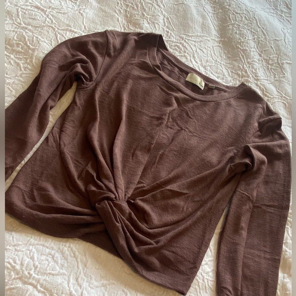 Aritzia Longsleeve